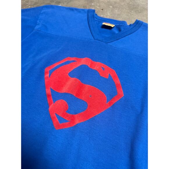 Vintage 80s Superman Shirt Mens Large Blue DC Comics Short Sleeve V Neck USA - L - Picture 10 of 14
